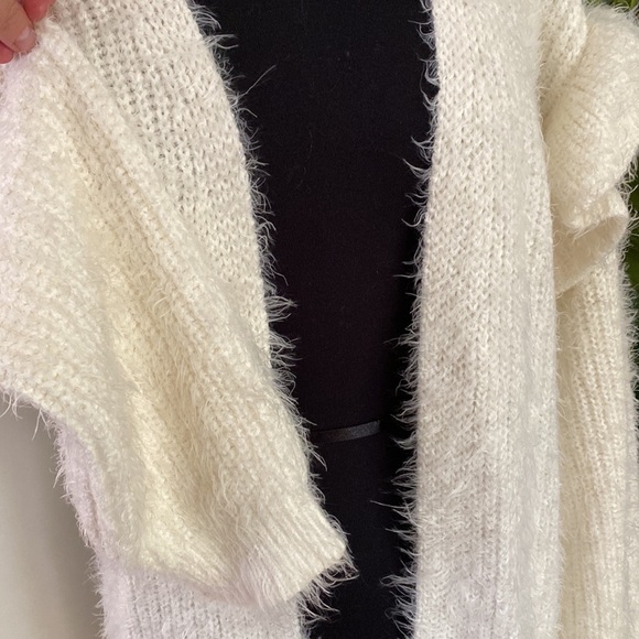 Make + Model Ivory Long Tunic Cardigan - Picture 6 of 11